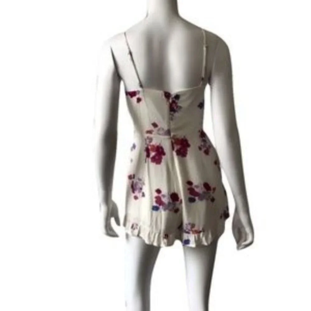 Minkpink Floral Lace-Up Romper With Rope Tie Front - Picture 5 of 5